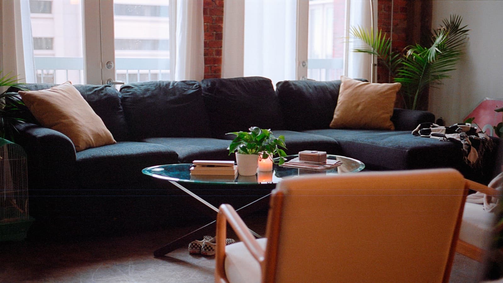 Finding Roommates in NYC: 7 Red Flags Before You Send a Deposit