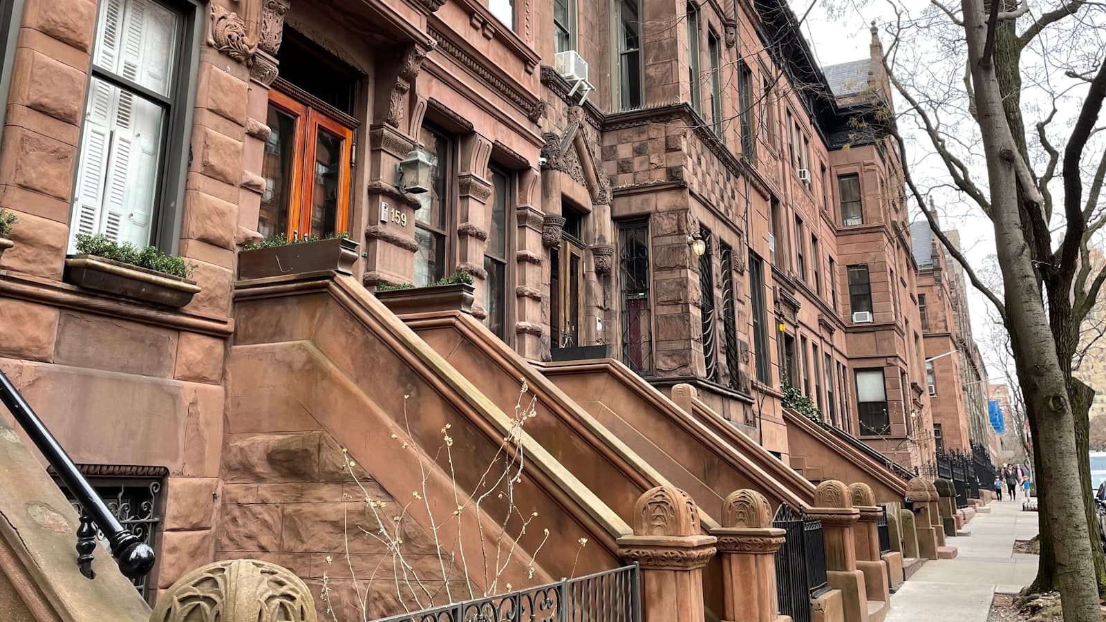 NYC Summer Intern Housing Deadlines: A Month-by-Month Plan